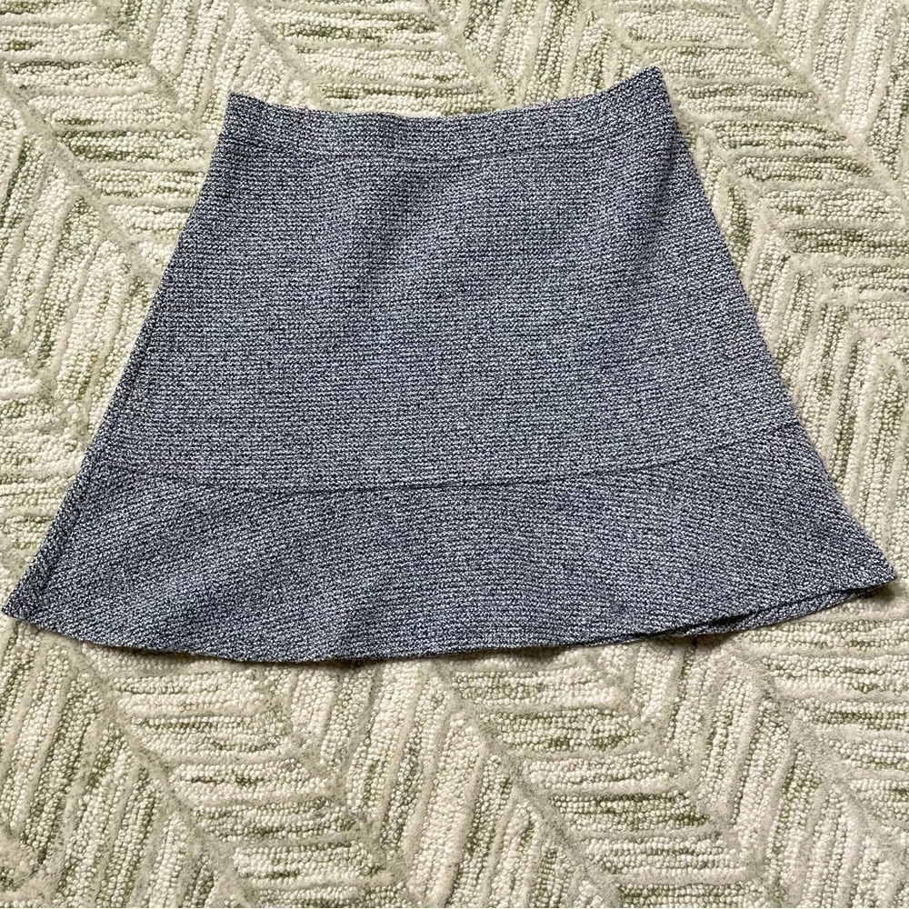 Loft Lightweight Pull On Nubby Black White Ruffle Skaters Mini Skirt Academia